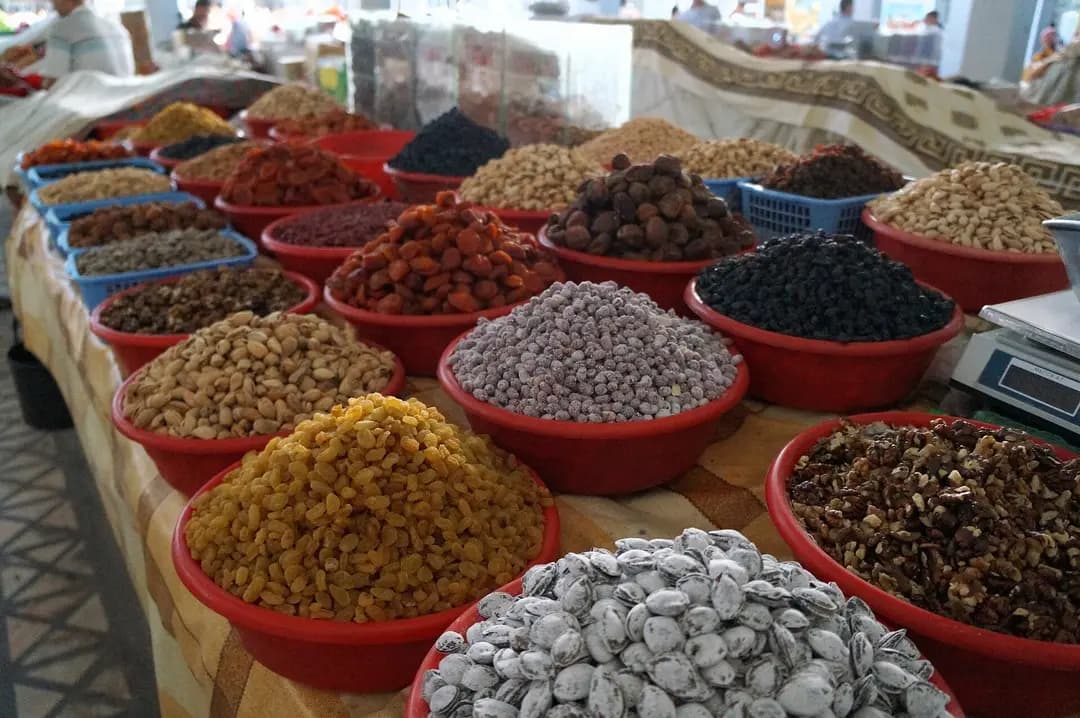 Nukusdan Mo'ynoqqa: kemalar qabristoniga qanday borish mumkin