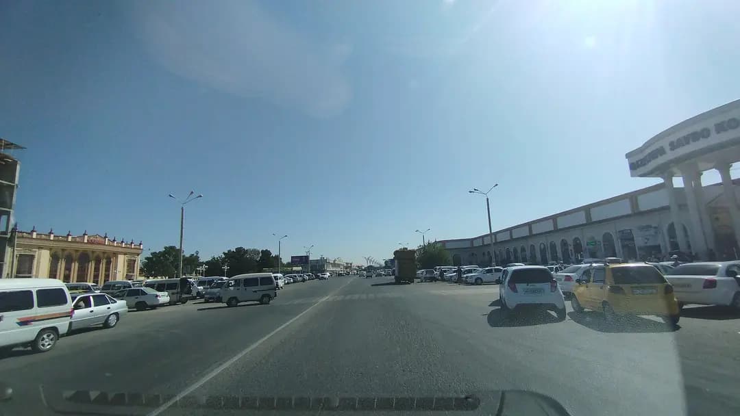 Qiziltepa: a stop between Navoi and Bukhara