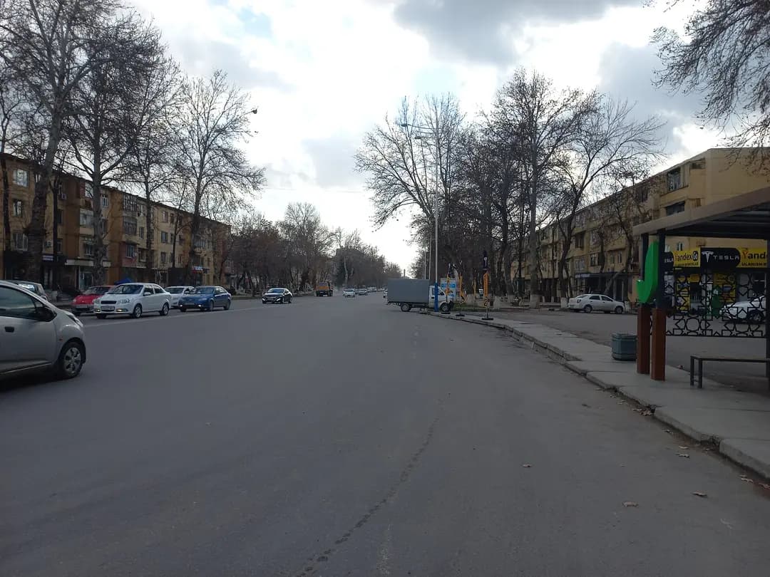 Qorasuv: a border town in the east of the Fergana Valley