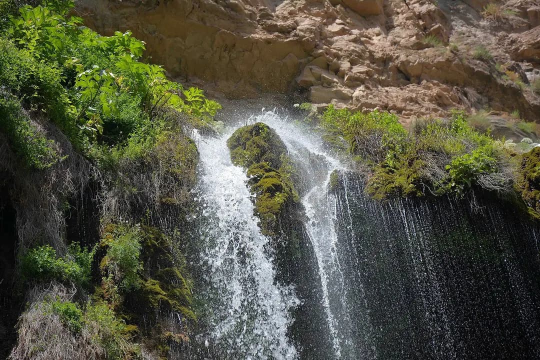 Sangardak Waterfall: The Best-Known Waterfall of the South