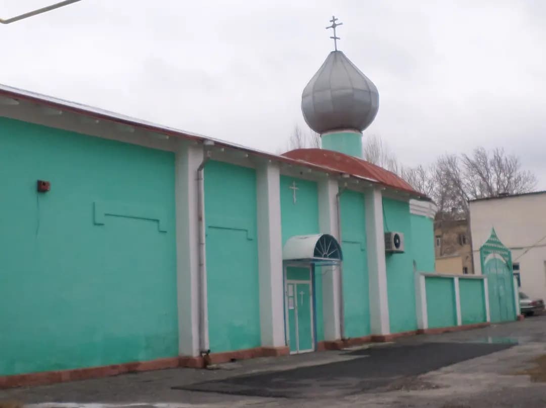 Bekobod: Tojikiston chegarasidagi Sirdaryo bo'yi shahri